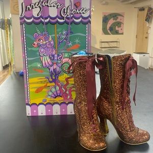 Irregular Choice “Luna Sparkle” Boots in a rosy coppery gold glitter, size 38